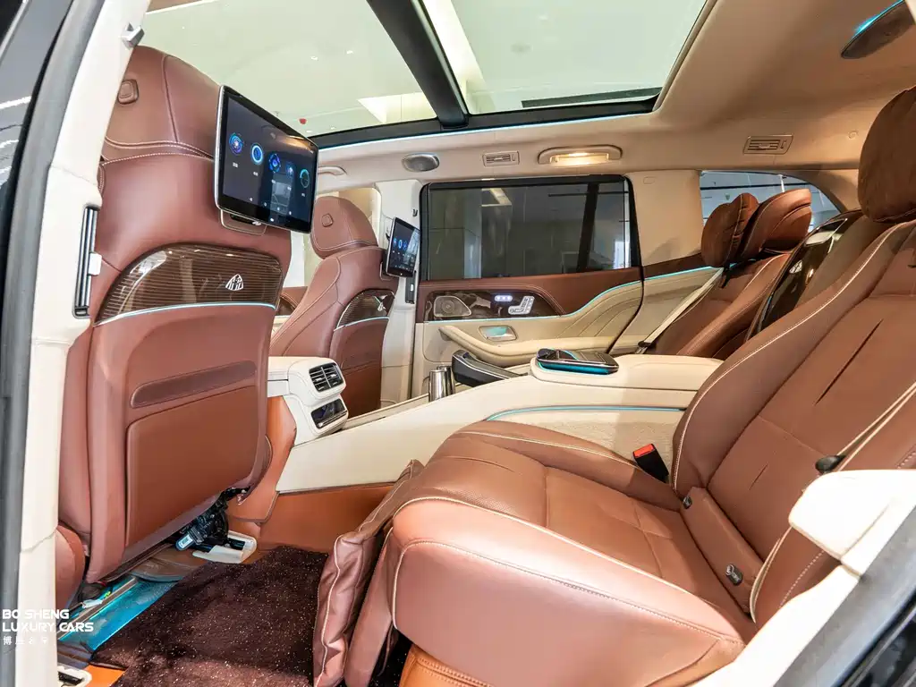 Mercedes-Benz GLS — миниатюра 13