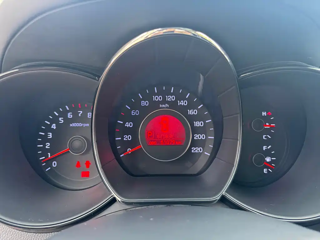 Kia K2 — миниатюра 21