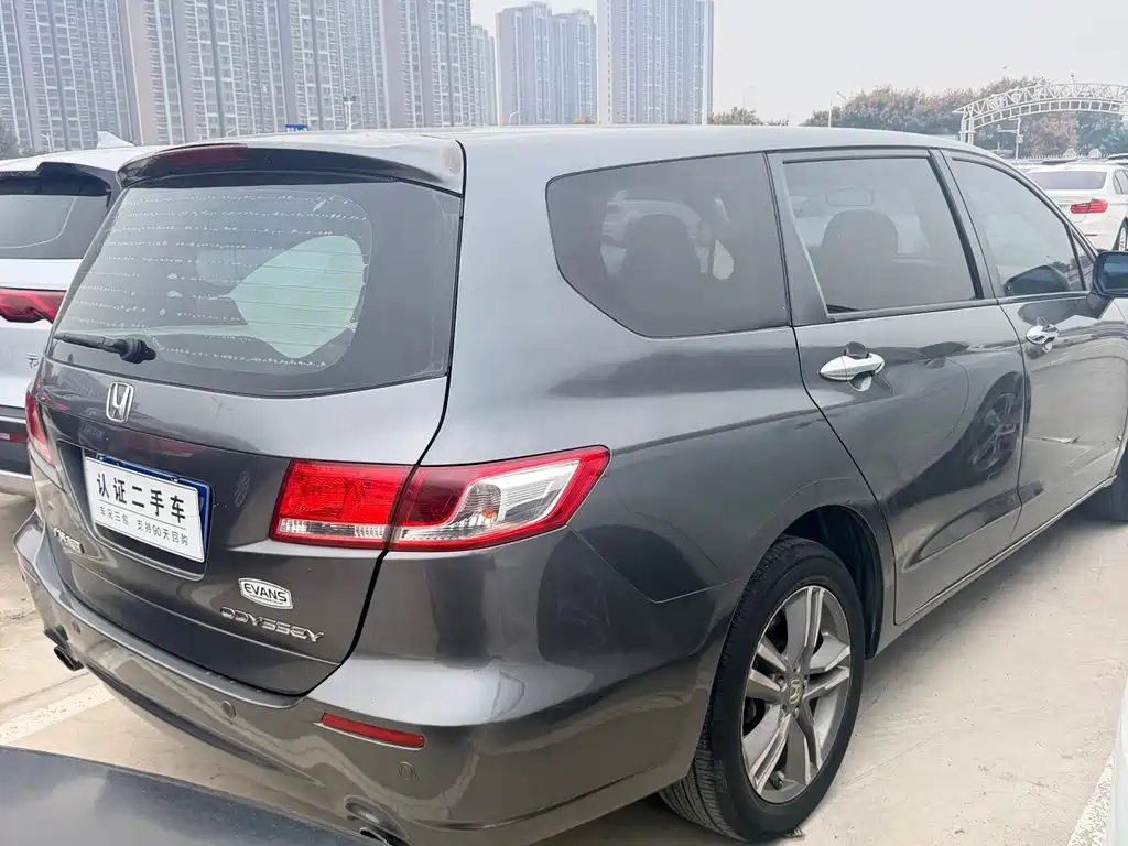 Honda Odyssey — миниатюра 6