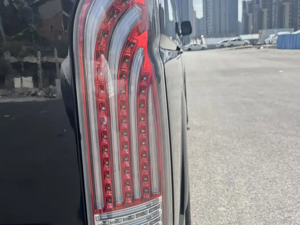 Toyota Hiace — миниатюра 18
