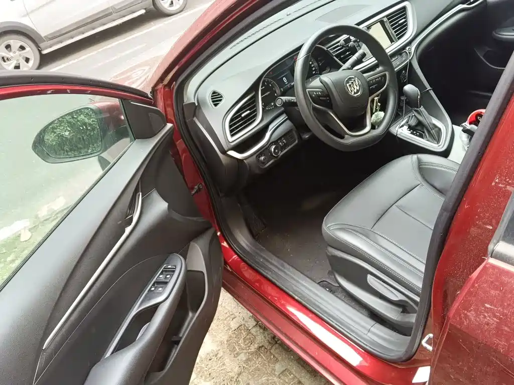 Buick Excelle — миниатюра 17