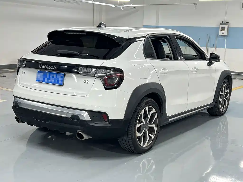Lynk & Co 02 — миниатюра 2