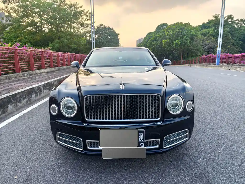 Bentley Mulsanne — миниатюра 2
