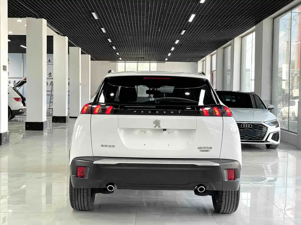 Peugeot 2008 2022 230THP THE ONE