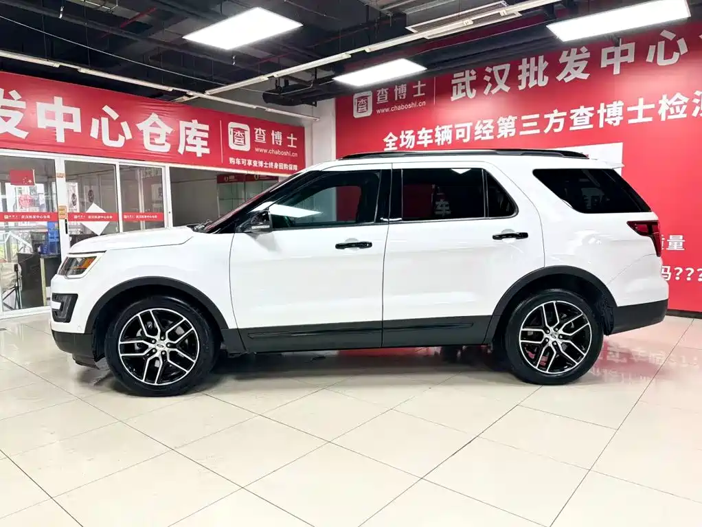 Ford Explorer (Import) — миниатюра 4