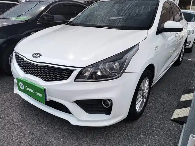 KIA  K2 2017