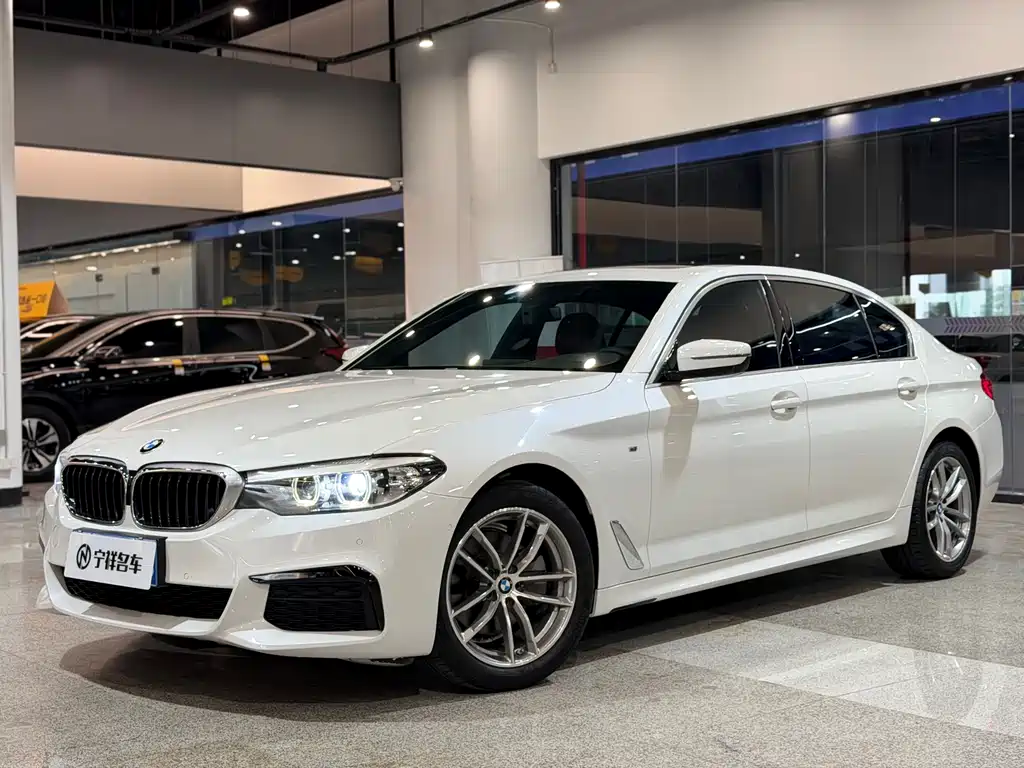 BMW 5 Series 2020