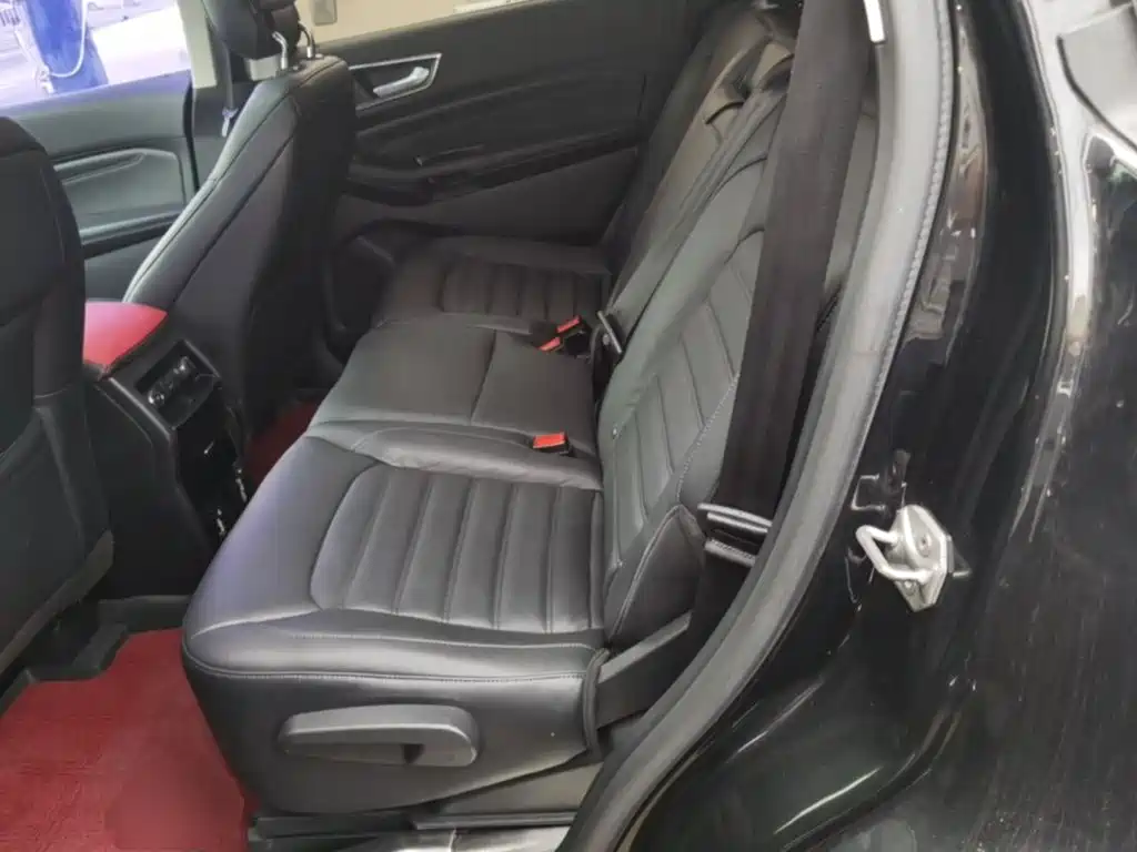 Ford Edge — миниатюра 17