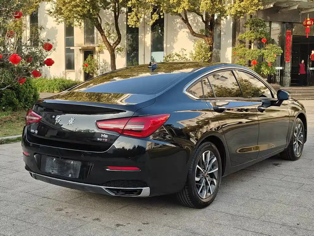 Hongqi Hongqi H5 — миниатюра 9