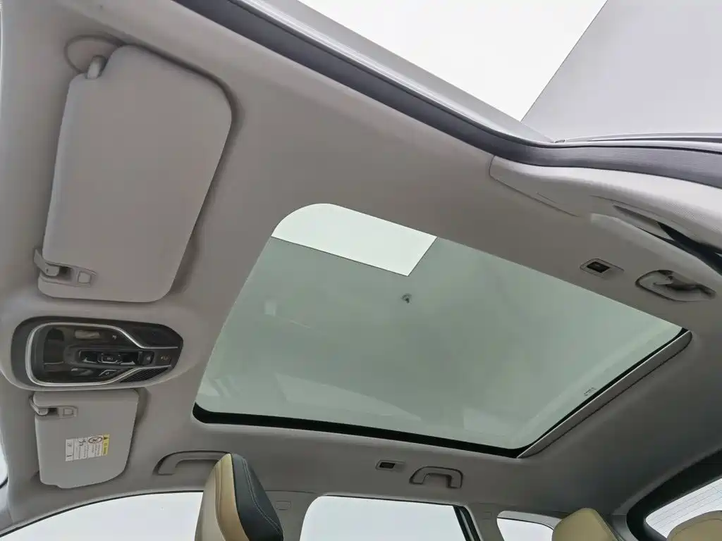 Geely Boyue L — миниатюра 14