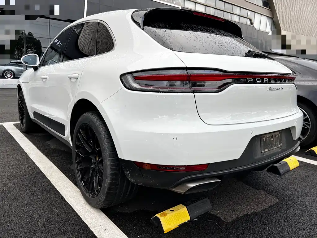 Porsche Macan — миниатюра 19