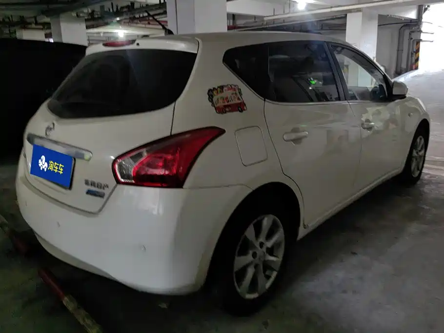 Nissan Tiida — миниатюра 3