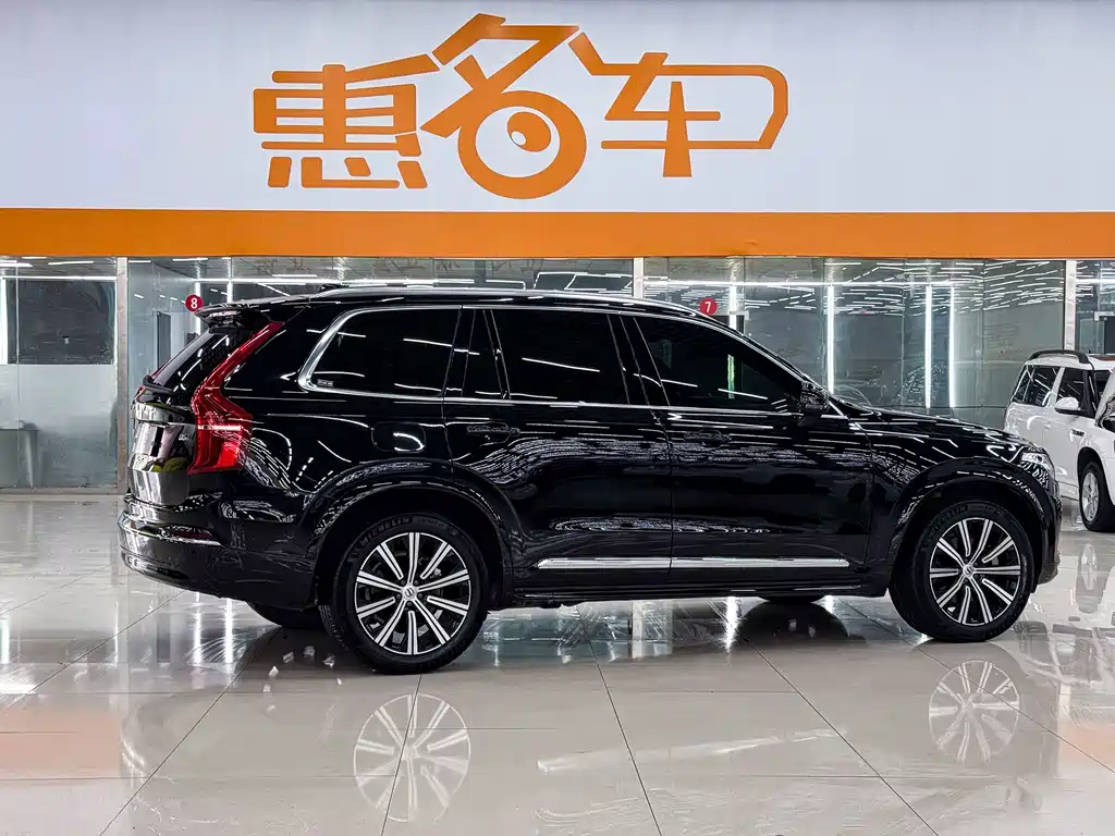 Volvo XC90 — миниатюра 21