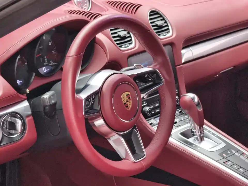 Porsche 718 2019 Cayman 2.0T