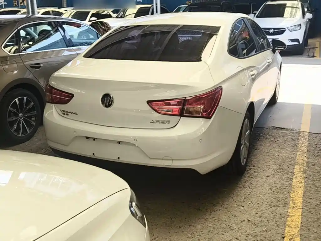 Buick Verano 2018 15S AT