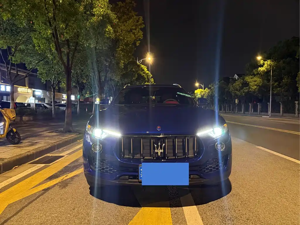 Maserati Levante — миниатюра 2