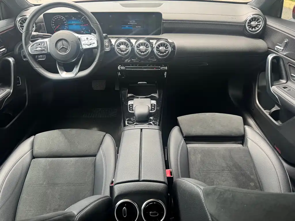 Mercedes-Benz A-Class A 2020 A 200 L Sport
