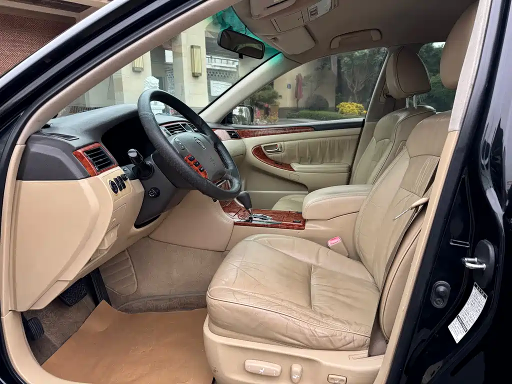 Toyota Crown 2007 2.5L Royal