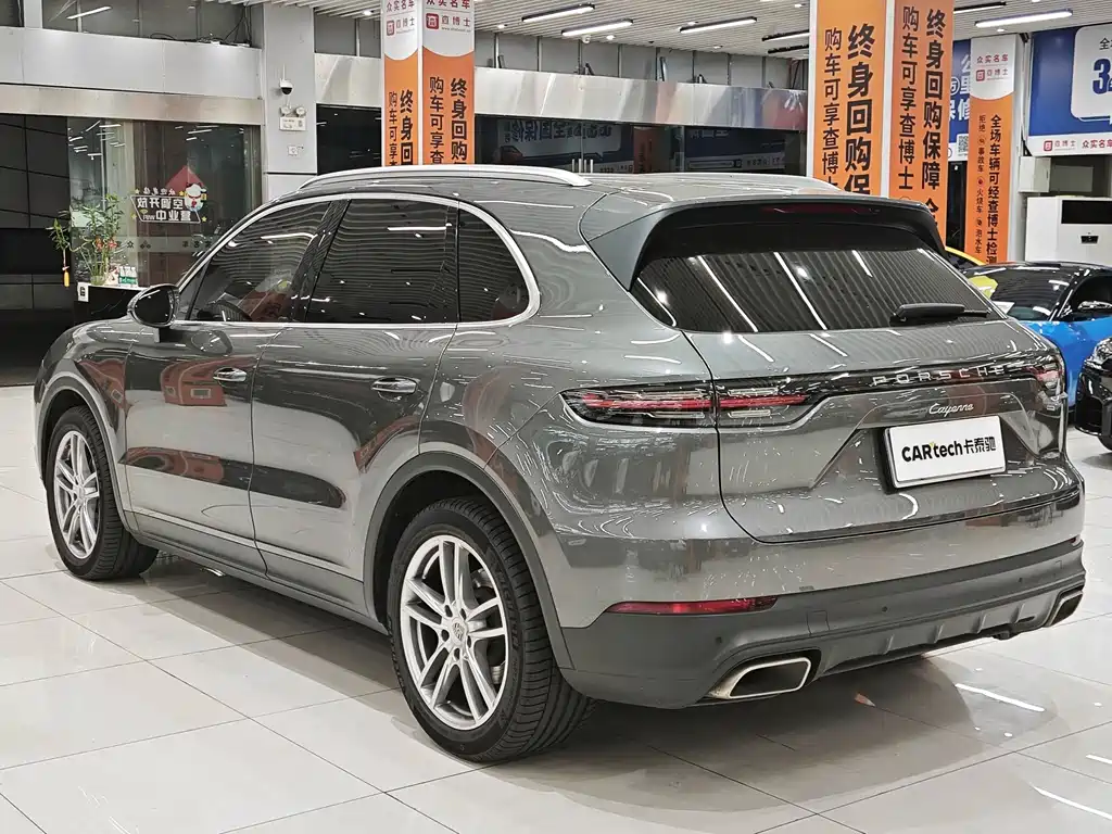 Porsche Cayenne — миниатюра 4