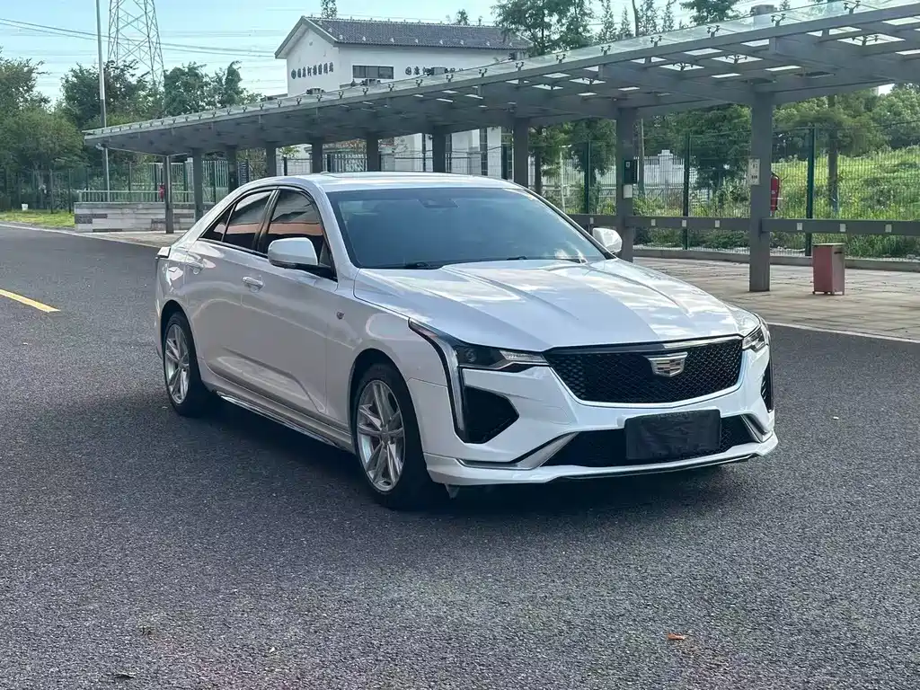 Cadillac CT4