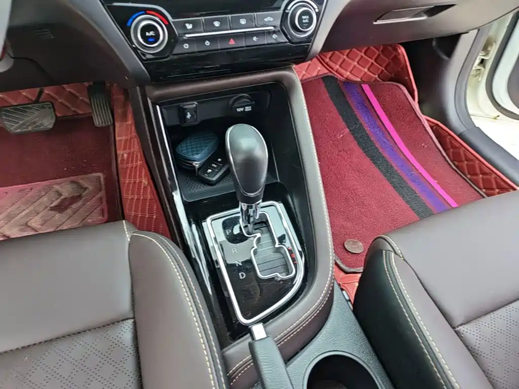 Changan Eado DT — миниатюра 14