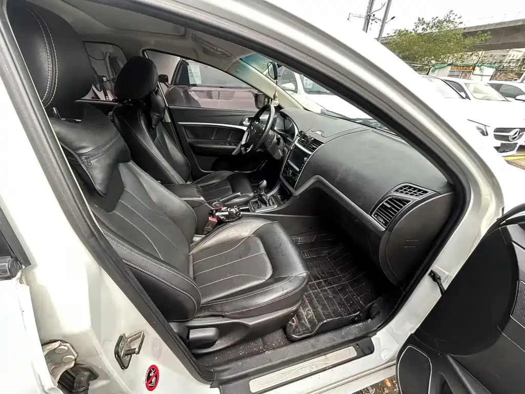Geely Emgrand — миниатюра 4