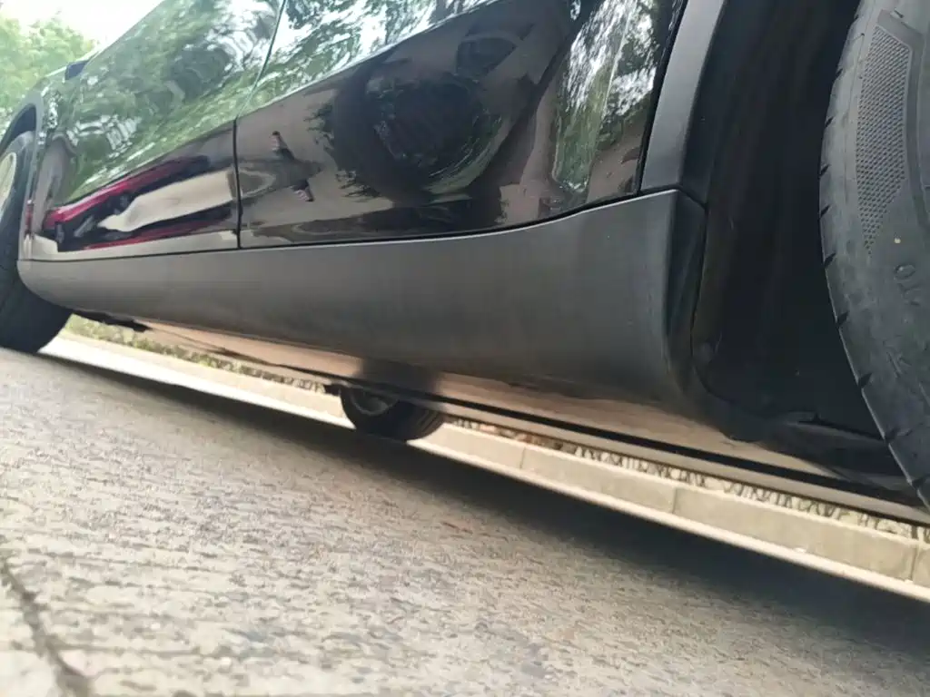 Tesla Model Y — миниатюра 22