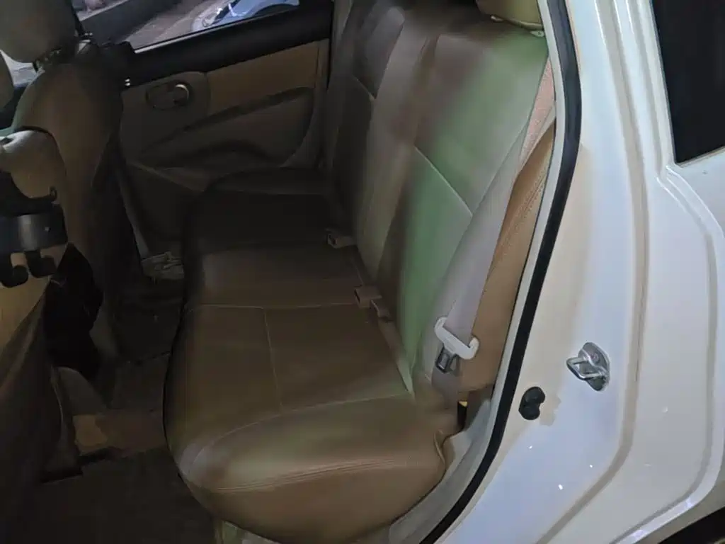 Nissan Livina — миниатюра 17