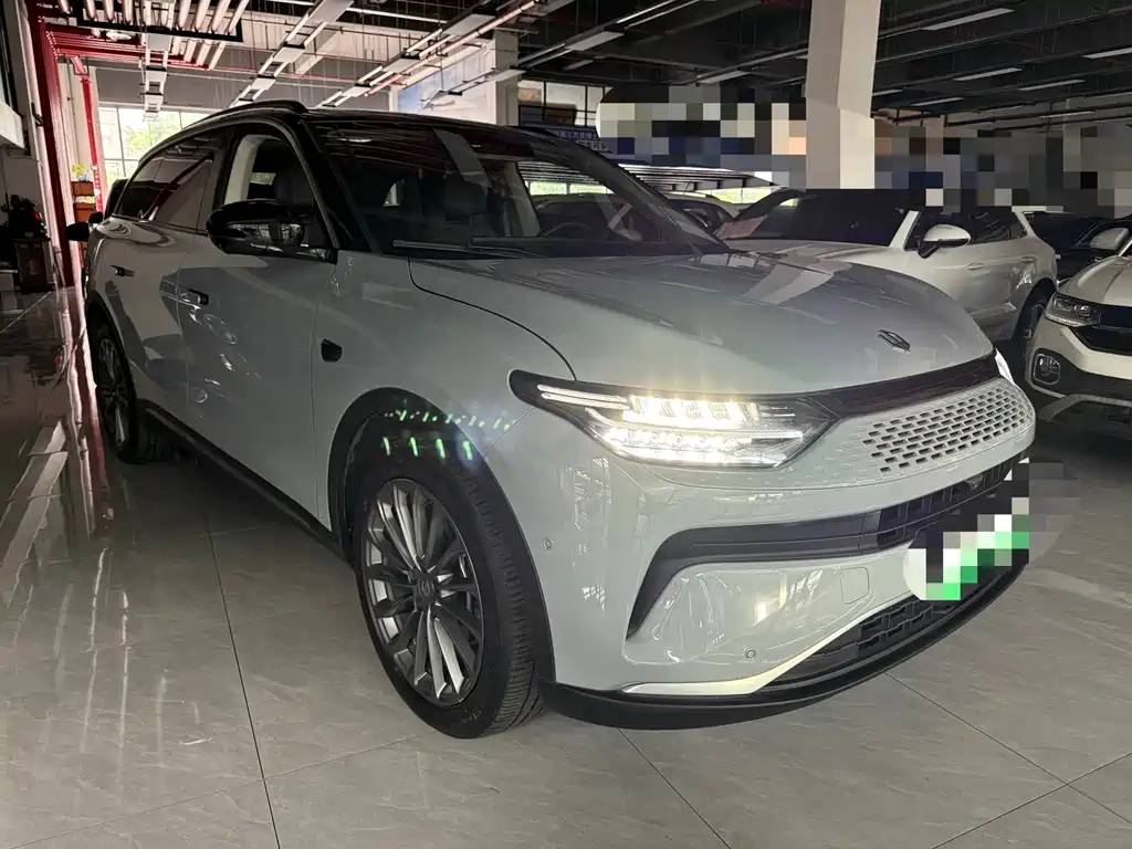 Leapmotor Leapmotor C11 — миниатюра 3