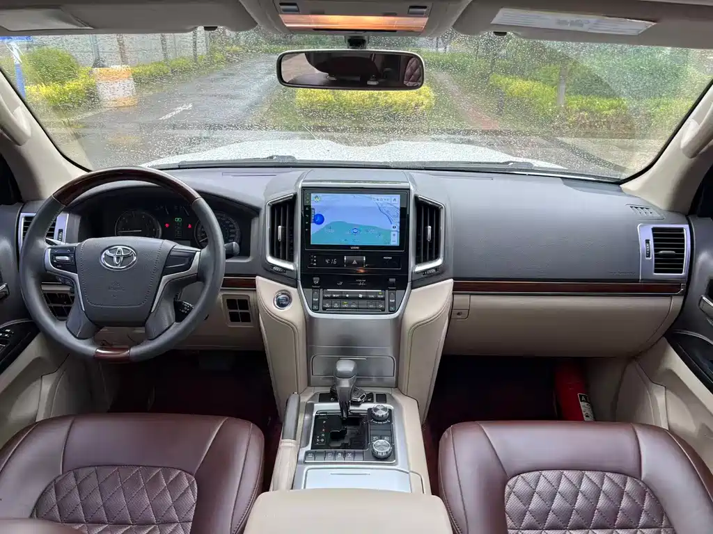 Toyota Land Cruiser 2015 4.6L V8