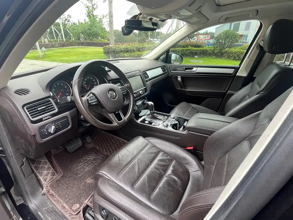 Volkswagen Touareg 2017 3.0TSI R-Line
