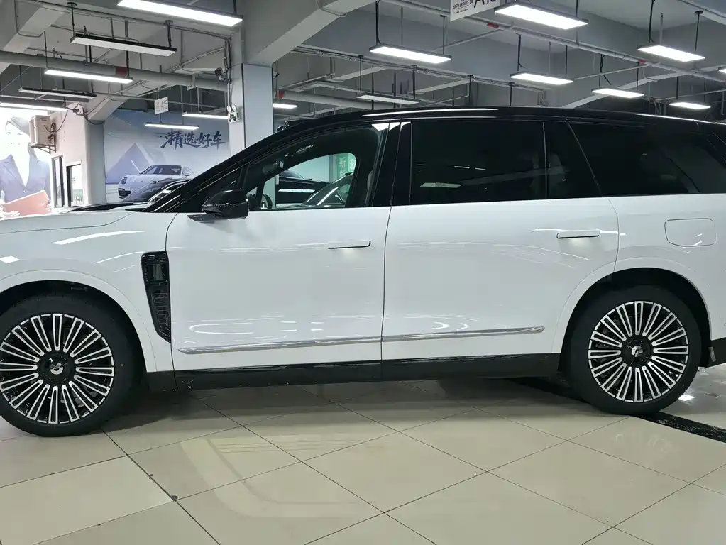NIO ES8 2026 мест Executive Luxury