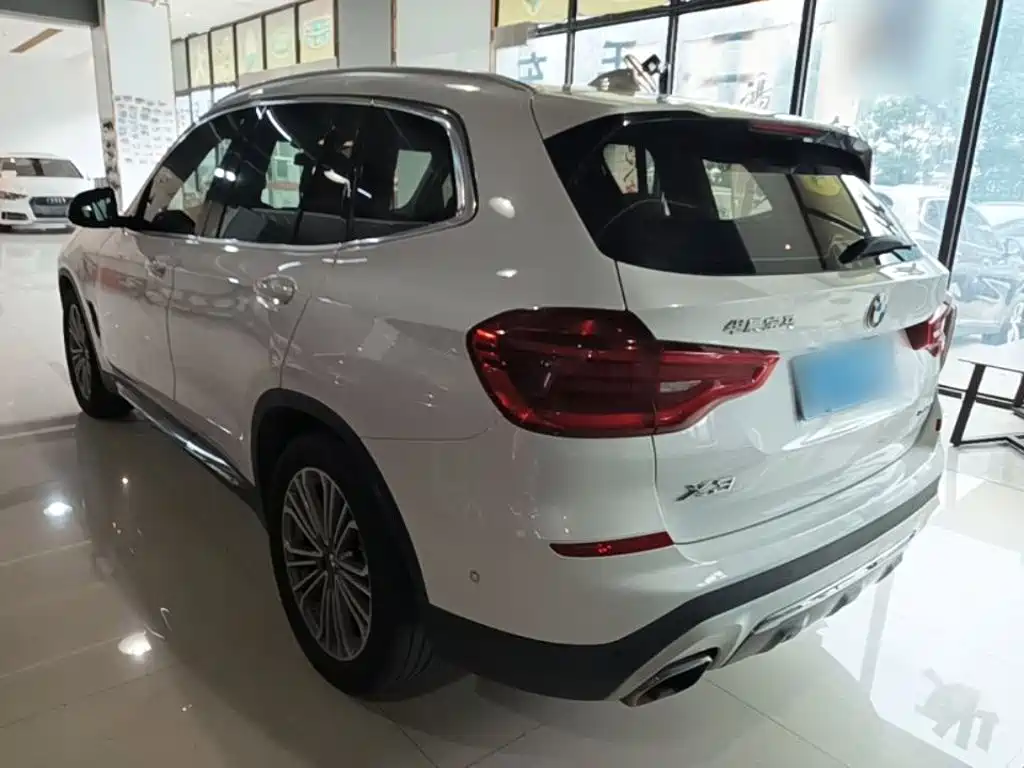 BMW X3 — миниатюра 5