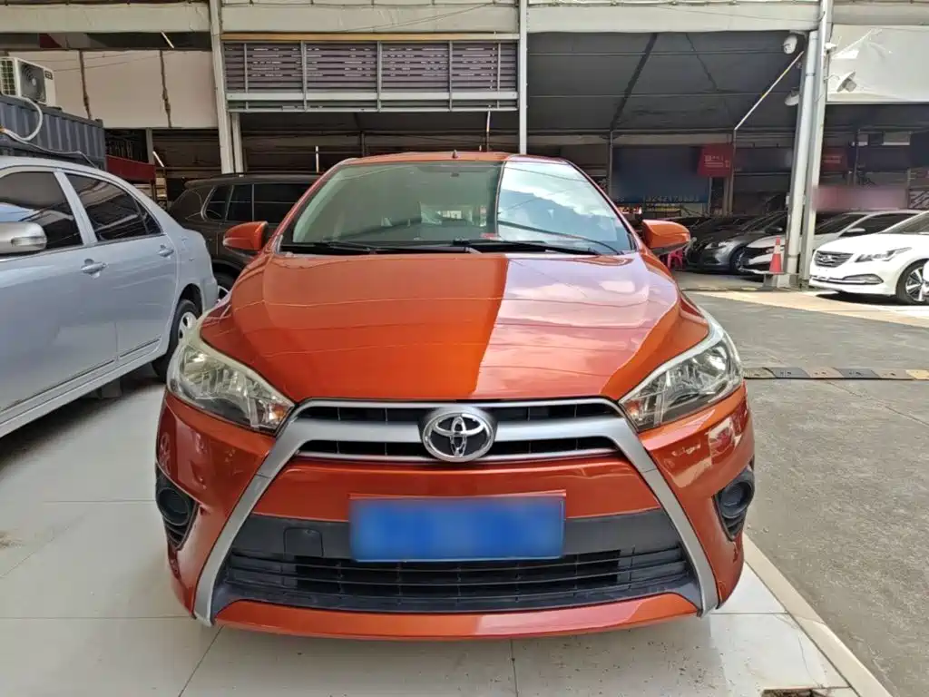 Toyota Yaris L — миниатюра 3