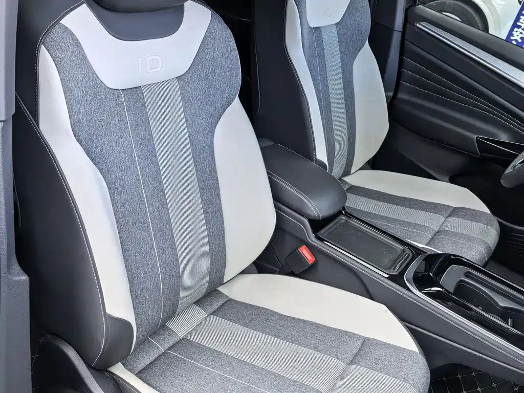 VOLKSWAGEN ID.4 CROZZ