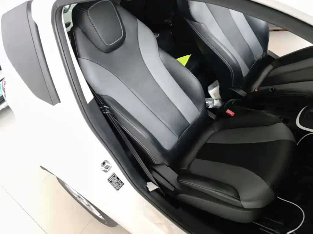 Roewe Clever — миниатюра 25