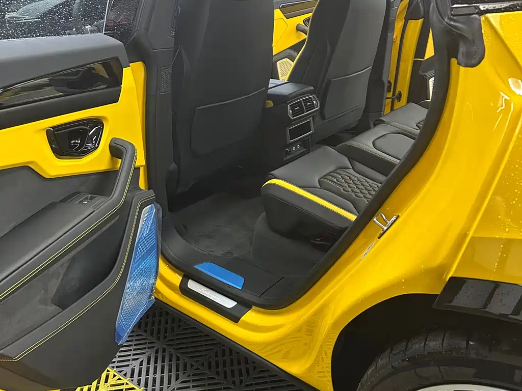 Lamborghini Urus SE 2025 4.0T Standard