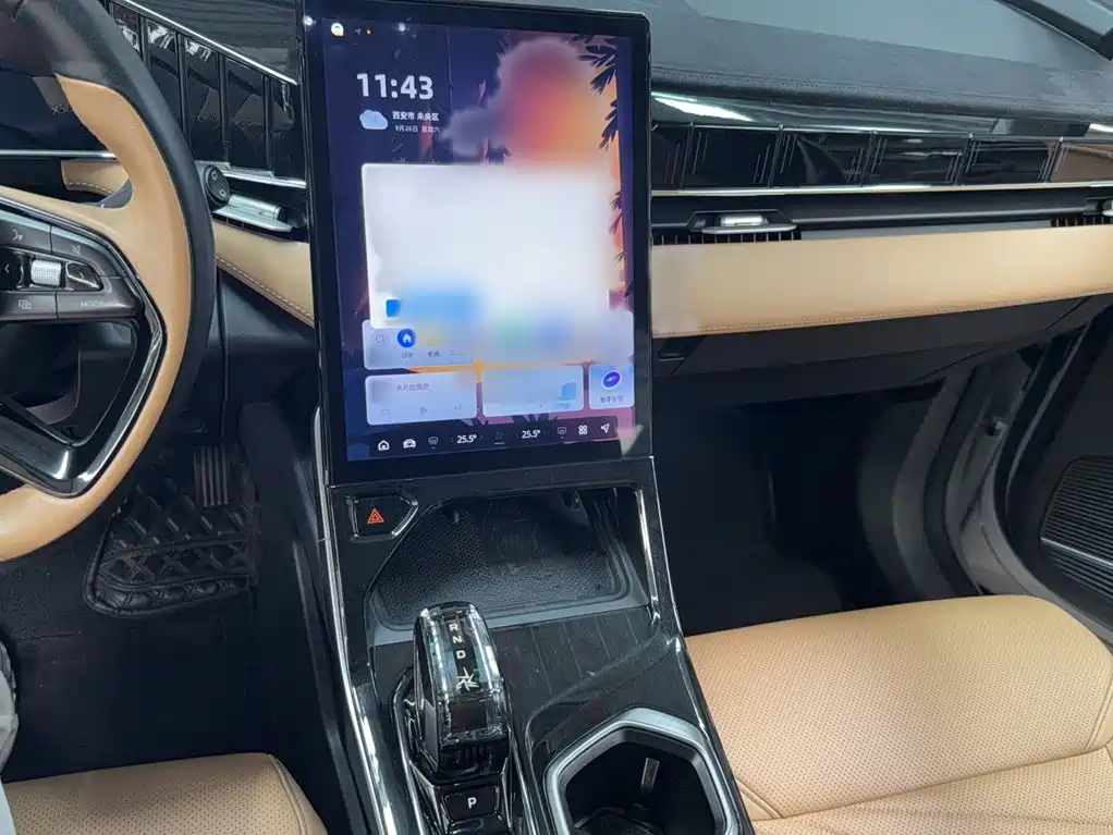 Geely Boyue L — миниатюра 7