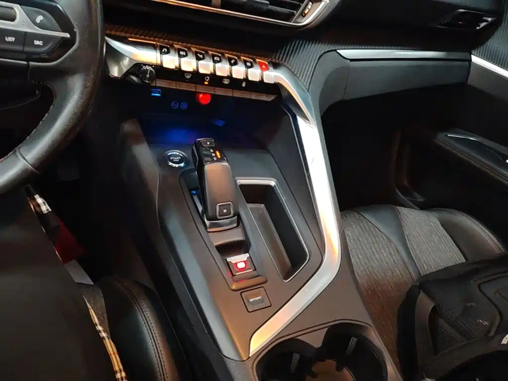 Peugeot 5008 — миниатюра 14