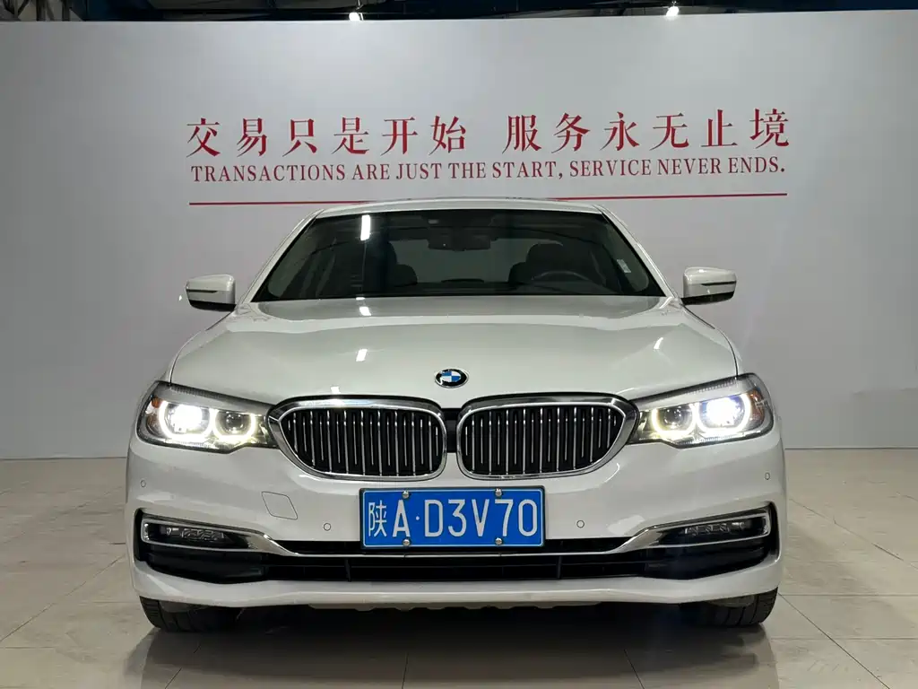 BMW 5 Series — миниатюра 2