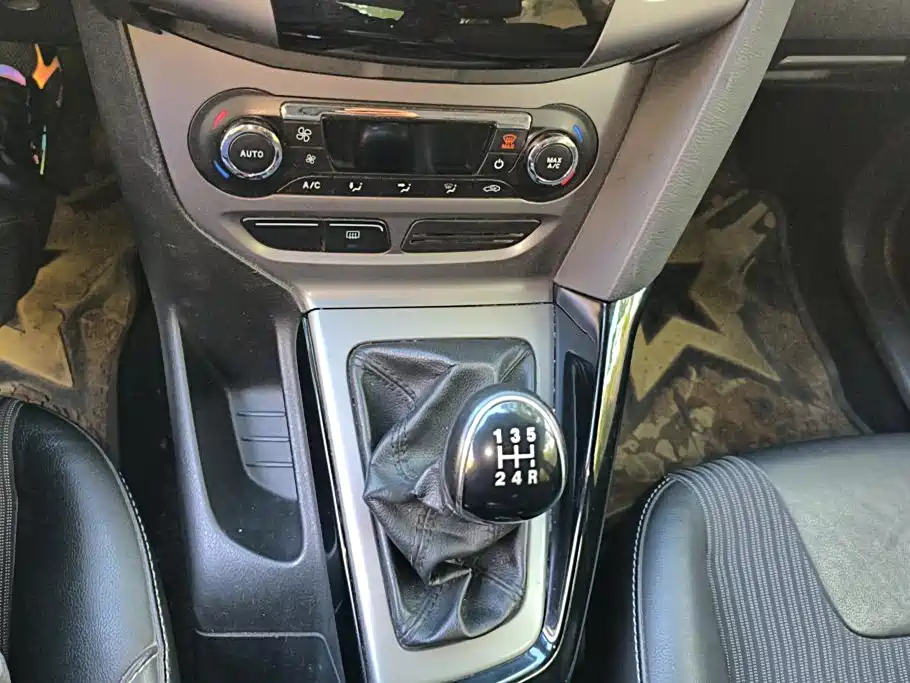 Ford Focus — миниатюра 16