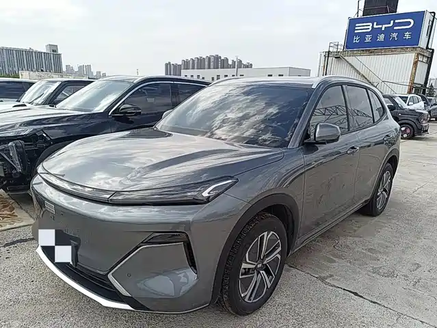 GEELY GALAXY GALAXY STARSHIP 7 EM I 2025