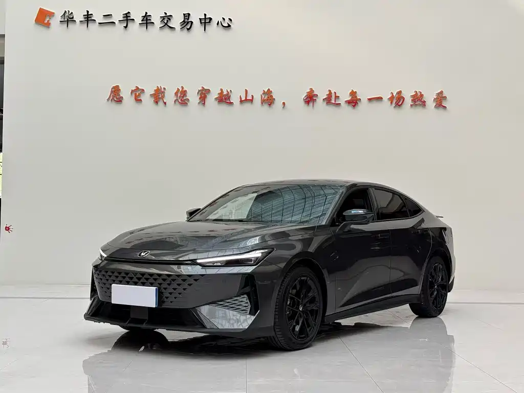 Changan UNI-V 2024