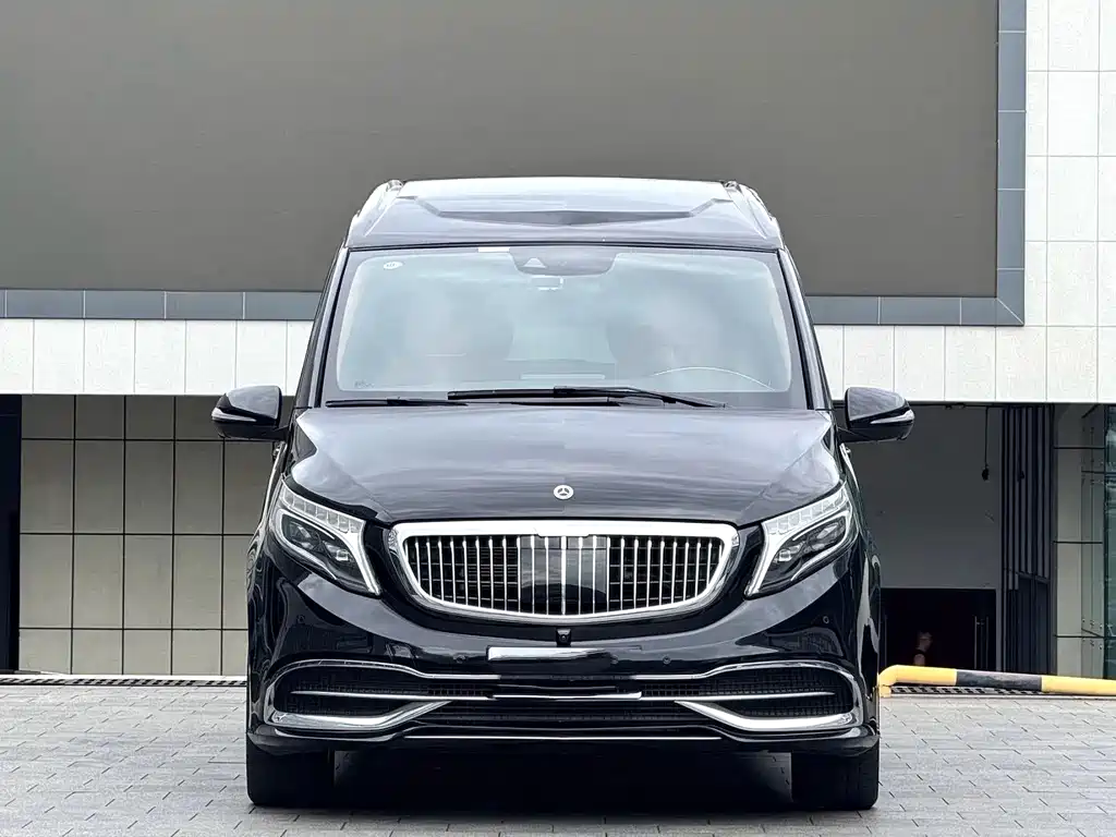 Mercedes-Benz V-Class — миниатюра 2