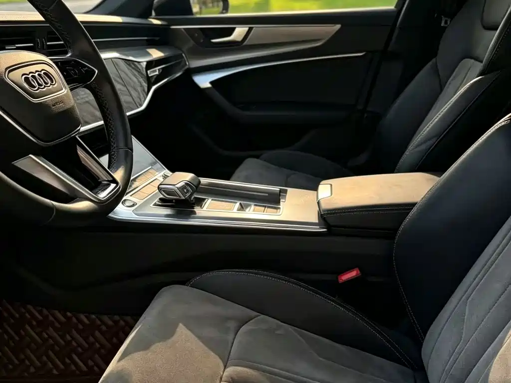 Audi A6L — миниатюра 9