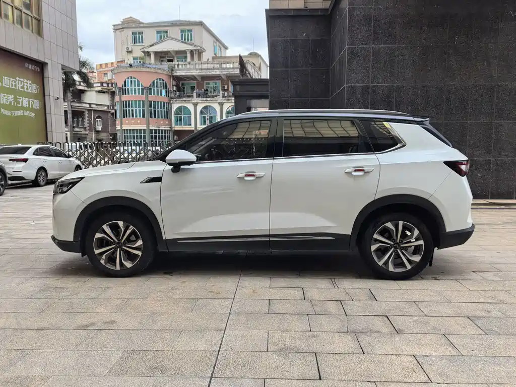 Wuling Xingchen — миниатюра 2