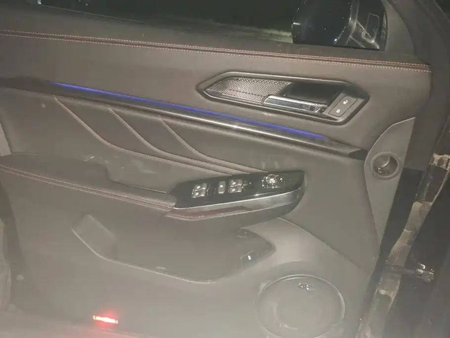 Wey Wey VV5 — миниатюра 7