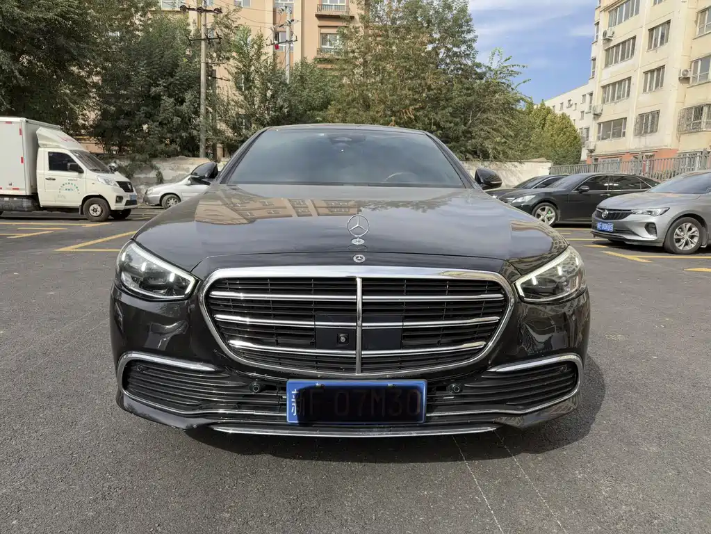 Mercedes-Benz S-Class — миниатюра 2