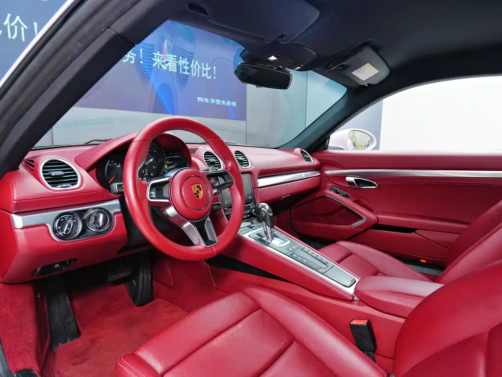 Porsche 718 2018 Cayman 2.0T