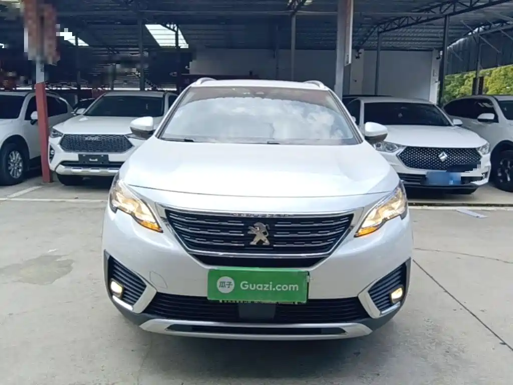 Peugeot 5008 — миниатюра 3